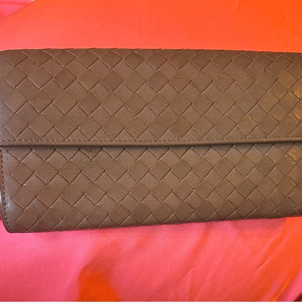 Bottega Veneta Intrecciato leather wallet - Picture 2 of 9